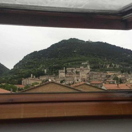 Milordo Gubbio Apartment Bagian luar foto