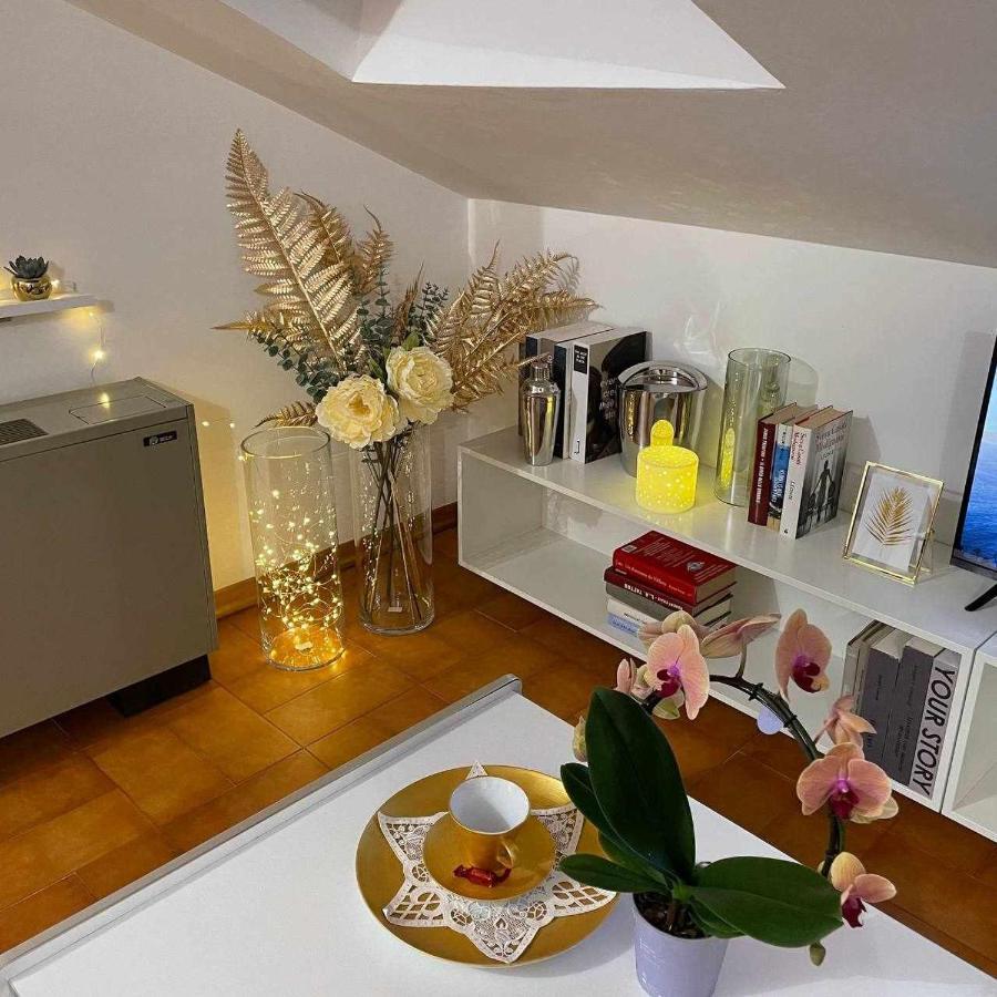 Milordo Gubbio Apartment Bagian luar foto